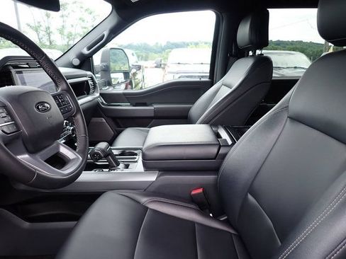 Used 2025 Ford F150 XLT w/ Equipment Group 303A High AWD/4WD image 18