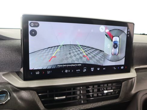 Used 2025 Ford Explorer Platinum w/ Ultimate Package image 6