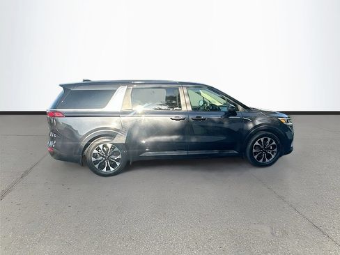 Certified 2024 Kia Carnival EX FWD image 8