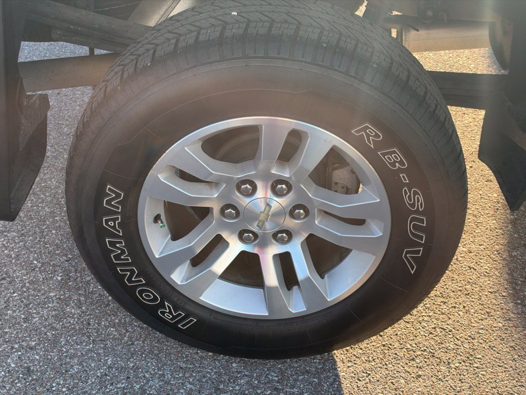 Used 2019 Chevrolet Silverado 1500 LT w/ All Star Edition AWD/4WD image 9