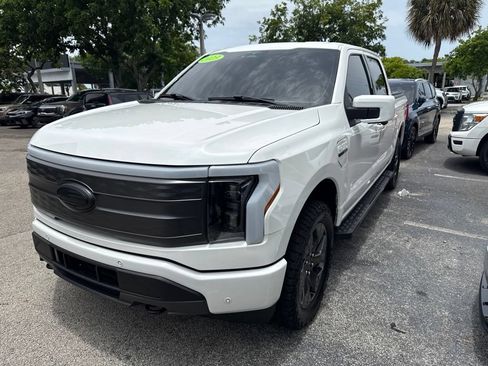 Used 2023 Ford F150 Lightning Lariat AWD/4WD image 1