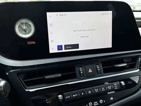 Used 2023 Lexus ES 350 w/ Premium Package FWD image 19