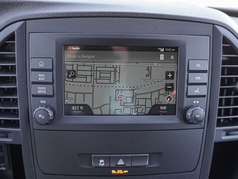 Used 2023 Mercedes-Benz Metris image 21