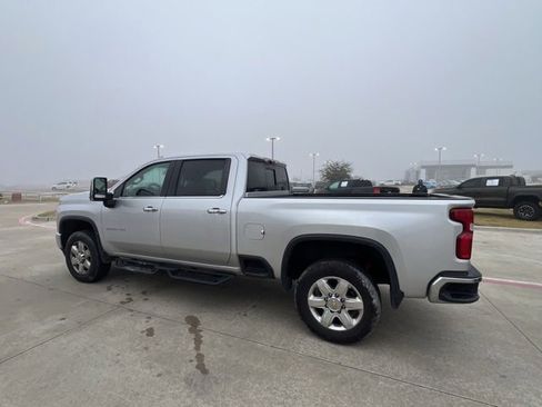Used 2023 Chevrolet Silverado 2500 LTZ image 3