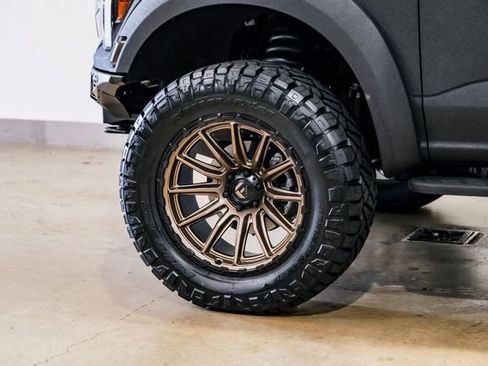 Used 2025 Ford F150 Raptor image 9