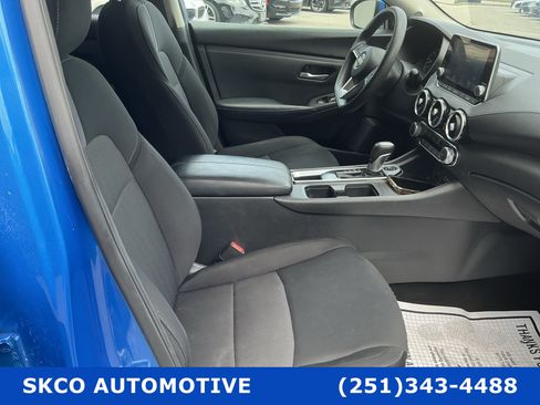 Used 2024 Nissan Sentra SV FWD image 13