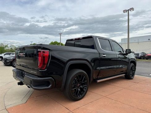 Used 2024 GMC Sierra 1500 Denali w/ Denali Reserve Package image 9