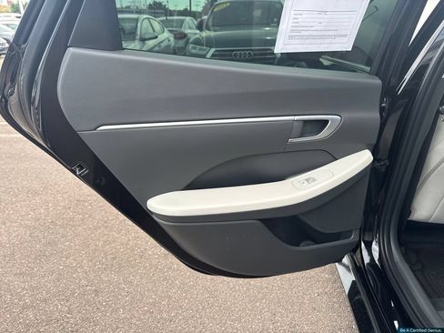 Certified 2024 Hyundai Sonata SEL FWD image 16