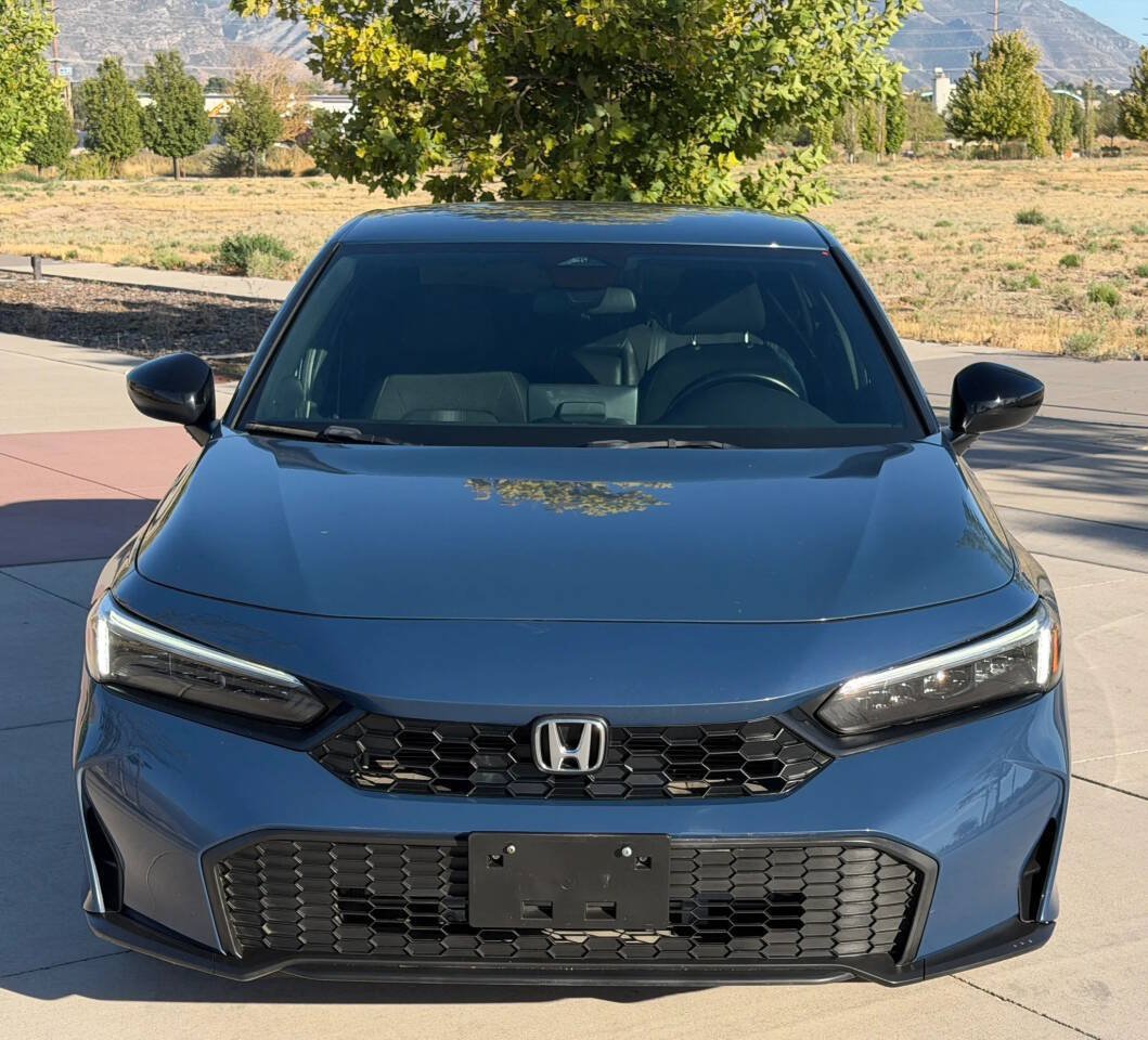 Used 2025 Honda Civic Sport image 2