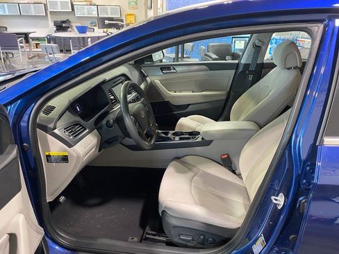 Used 2017 Hyundai Sonata Sport FWD image 14