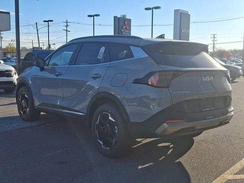 New 2026 Kia Sportage EX w/ EX Panoramic Sunroof Package AWD/4WD image 6