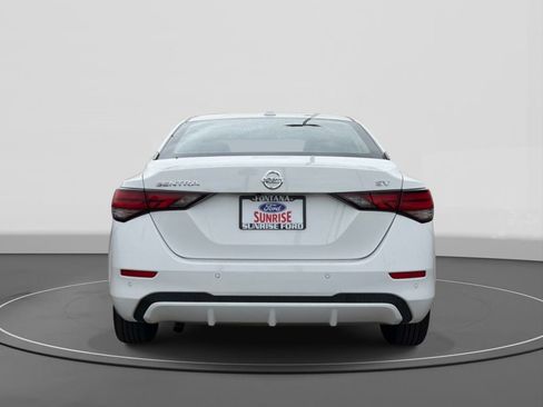 Used 2023 Nissan Sentra SV FWD image 6