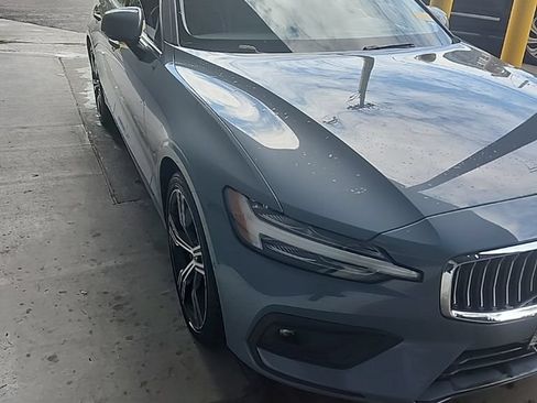 Used 2022 Volvo S60 B5 Inscription AWD/4WD image 8