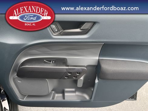 New 2025 Ford Maverick XL image 15