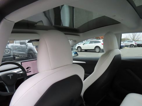 Used 2022 Tesla Model 3 Long Range image 24
