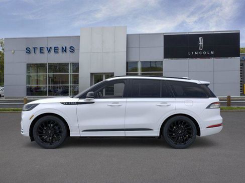 New 2025 Lincoln Aviator Reserve w/ Luxury Package image 4