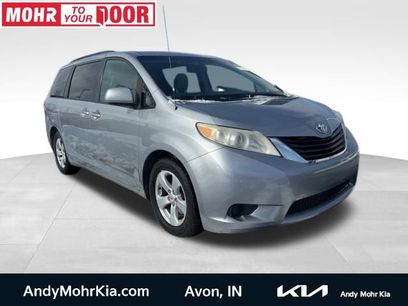 Used 2011 Toyota Sienna LE w/ Towing Pkg
