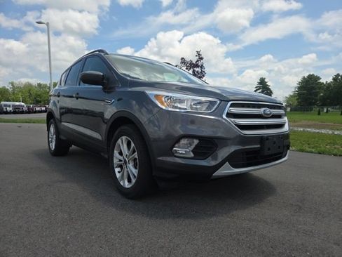 Used 2018 Ford Escape SE AWD/4WD image 1