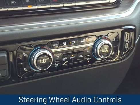 Certified 2025 GMC Sierra 1500 SLT image 6