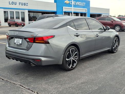 Used 2023 Nissan Altima 2.5 SR w/ SR Premium Package FWD image 27