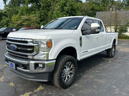 Used 2020 Ford F350 Lariat w/ Lariat Ultimate Package AWD/4WD image 3