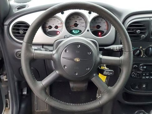 Used 2005 Chrysler PT Cruiser GT image 31