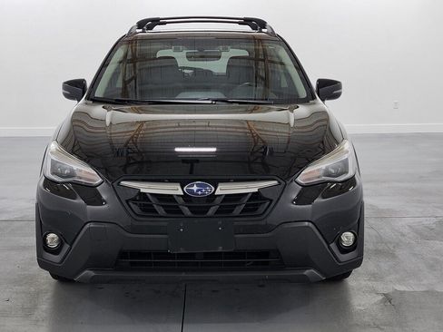 Used 2021 Subaru Crosstrek 2.5i Limited w/ Moonroof Package 2 AWD/4WD image 3