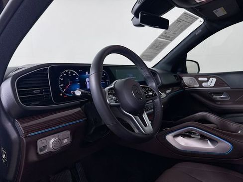 Used 2023 Mercedes-Benz GLE 350 4MATIC image 9