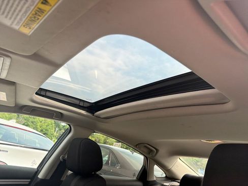 Used 2018 Honda Civic EX image 18