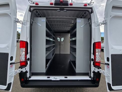 Used 2025 RAM ProMaster 2500 FWD image 24
