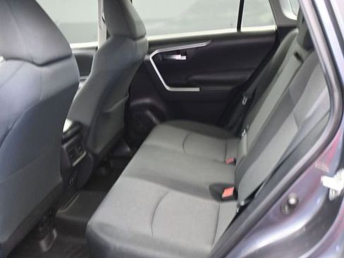 Used 2019 Toyota RAV4 XLE image 15