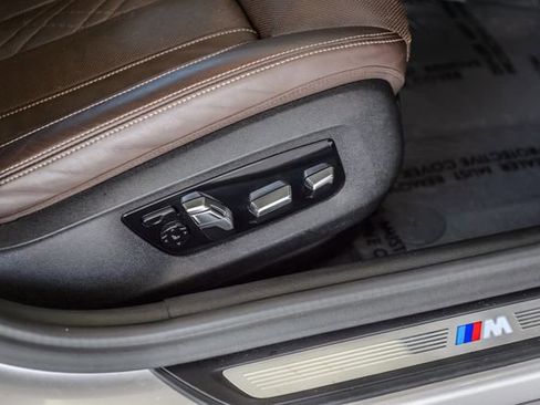 Used 2018 BMW 540i w/ M Sport Package RWD image 48