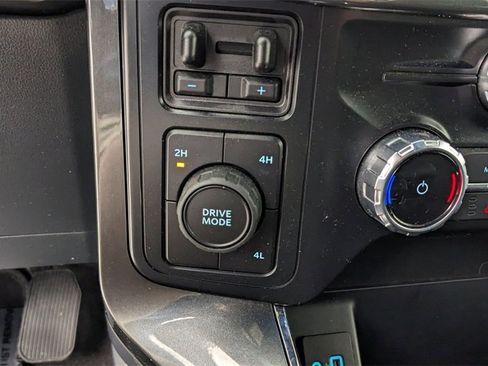 Certified 2022 Ford F150 XLT w/ Equipment Group 302A High image 30