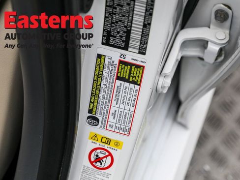 Used 2019 Toyota Camry XLE image 36