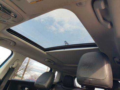 Used 2020 Jeep Compass Latitude image 22