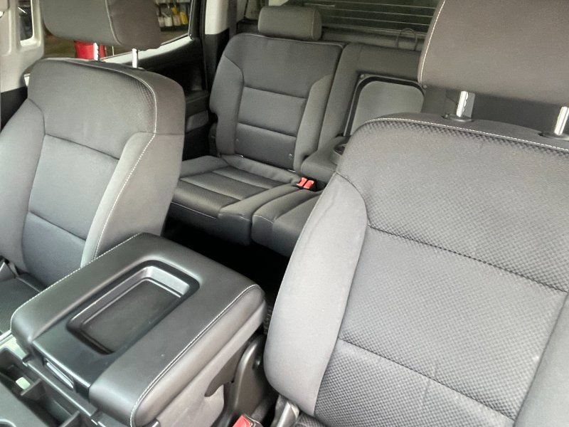 Used 2015 Chevrolet Silverado 2500 LT w/ LT Convenience Package AWD/4WD image 9
