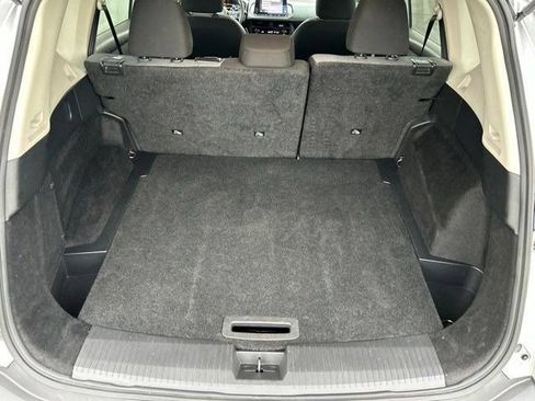 Used 2023 Nissan Rogue SV AWD/4WD image 42