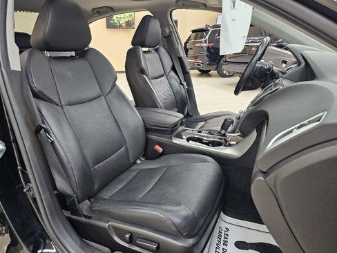 Used 2018 Acura TLX w/ Technology Package FWD image 18