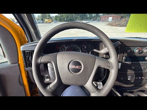 Used 2021 GMC Savana 3500 Extended w/ Power Convenience Package image 11