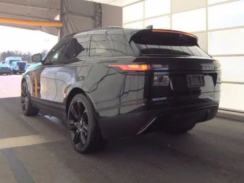 Used 2019 Land Rover Range Rover Velar S image 8