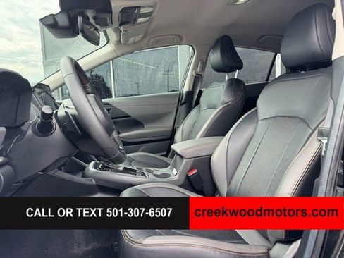 Used 2024 Subaru Crosstrek 2.5i Limited AWD/4WD image 9