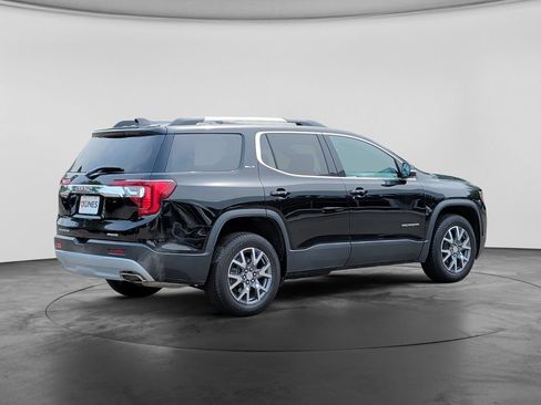 Used 2023 GMC Acadia SLT AWD/4WD image 7