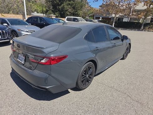 Used 2025 Toyota Camry SE w/ Multimedia Upgrade Package FWD image 5