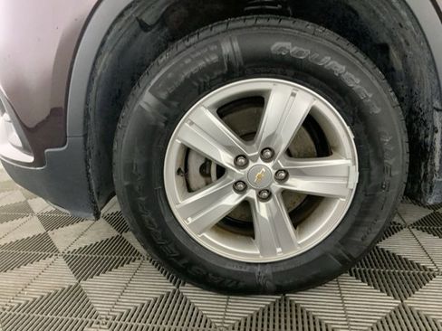 Used 2022 Chevrolet Trax LT w/ LT Convenience Package image 30