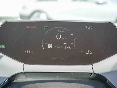 New 2026 Toyota Prius Plug-In Hybrid FWD image 25