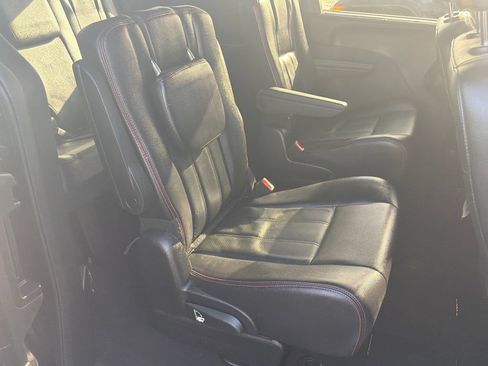 Used 2019 Dodge Grand Caravan GT FWD image 23
