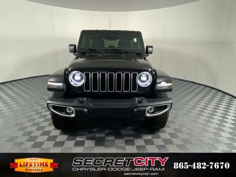 New 2026 Jeep Wrangler Unlimited Sahara AWD/4WD image 2