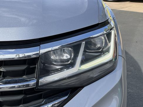 Certified 2023 Volkswagen Atlas SE w/ Panoramic Sunroof Package image 6