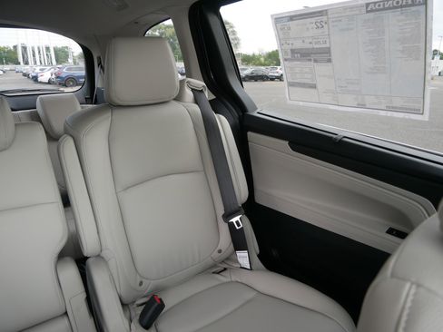 New 2026 Honda Odyssey EX-L image 14