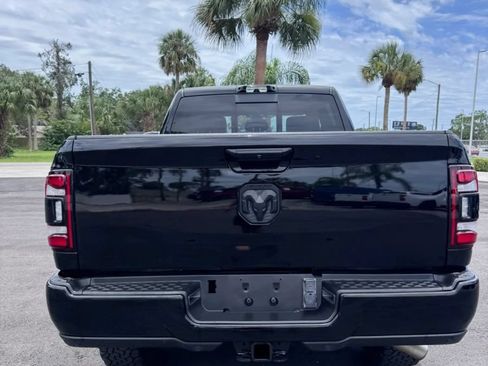 Used 2022 RAM 2500 Laramie AWD/4WD image 7